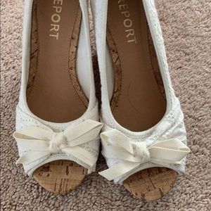 White report wedge sandals